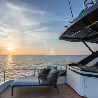 Flybridge - sistership