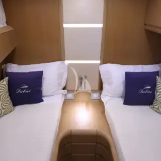 Dubai Twin Cabin