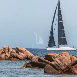 BEAUTIFUL DAY - Image 1