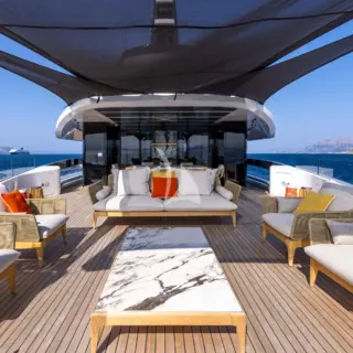 Upper Deck