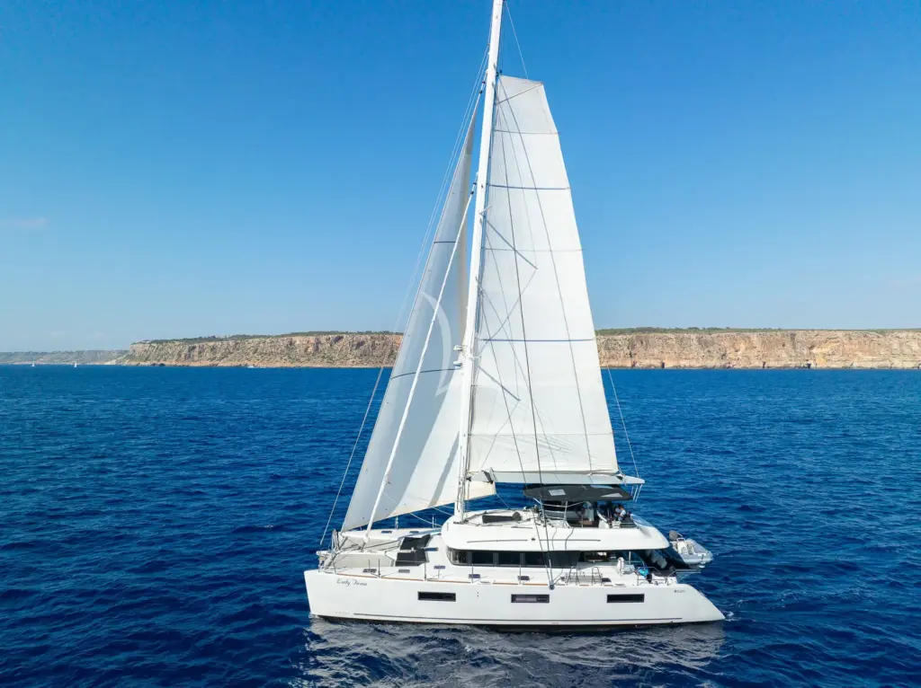 LADY FIONA - Aerial view