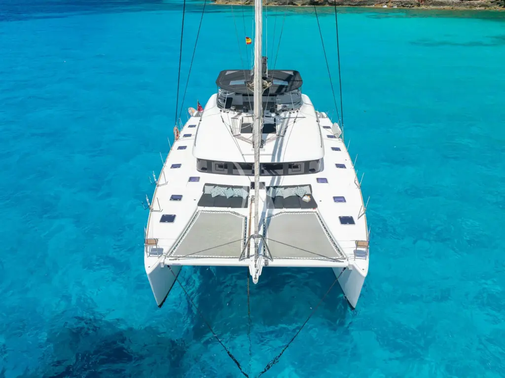 LADY FIONA - Foredeck