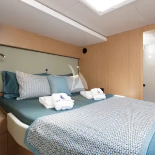 Double cabin