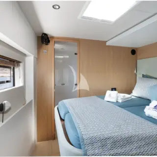 Double cabin B