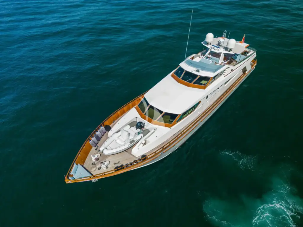 Disco Volante - Bow area