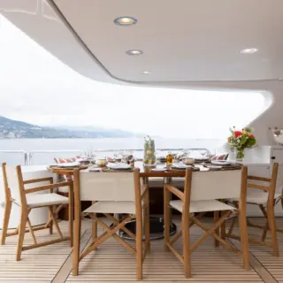 Bridge deck al fresco dining