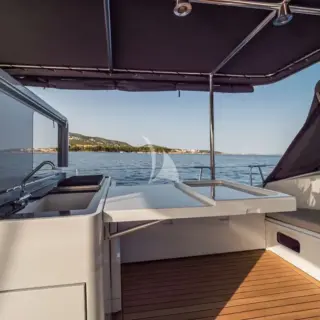 Outdoor Kitchen