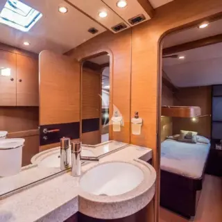 Twin Stateroom Bathroom
