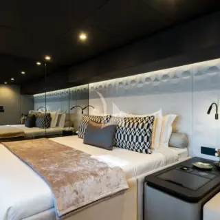 GRAYA - Master cabin