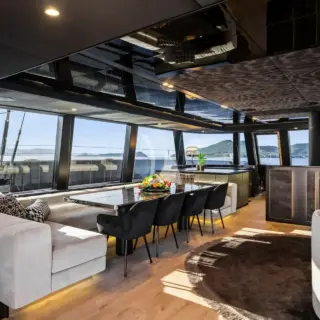 GRAYA - main saloon