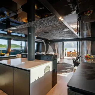 GRAYA - main saloon facing aft