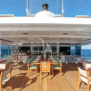 Bridge deck dining