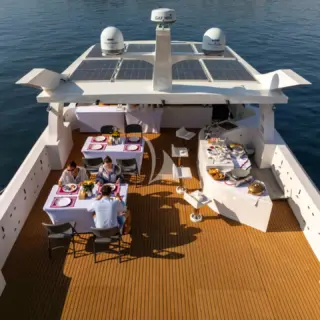 VISON - SUNDECK - LOUNGING/ENTERTAINING