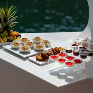 VISON - SUNDECK - BAR & FOOD