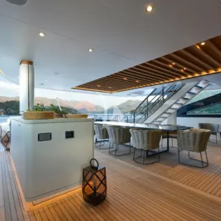 Upper Deck - Aft Dining