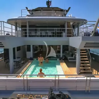 Main Deck Aft Pool
