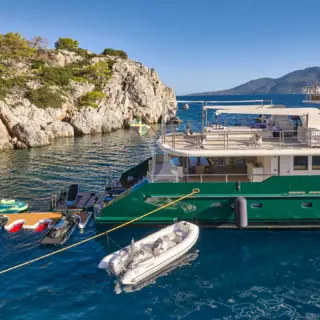 HIGHLANDER - Image 15