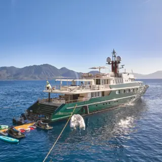 HIGHLANDER - Image 14