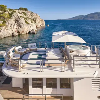 HIGHLANDER - Image 7