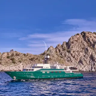 HIGHLANDER - Image 3