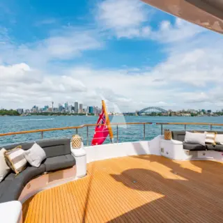 Birdge deck aft