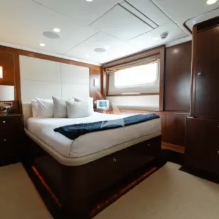 VIP starboard
