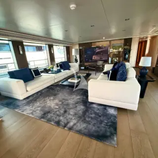 Main salon looking forward