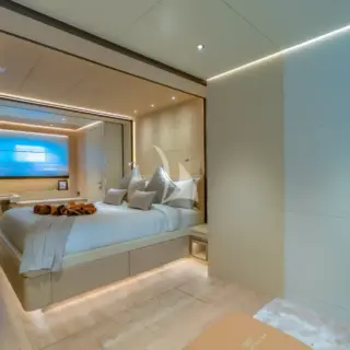 Double cabin