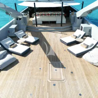Main aft deck