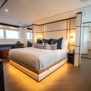 Main cabin