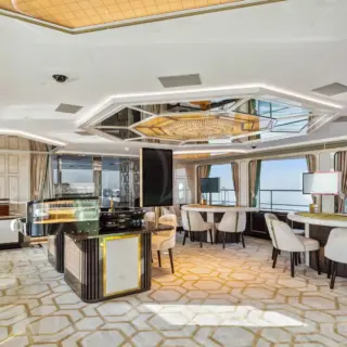 Bombay - 2025 -  Casino & Bar (Main Salon)
