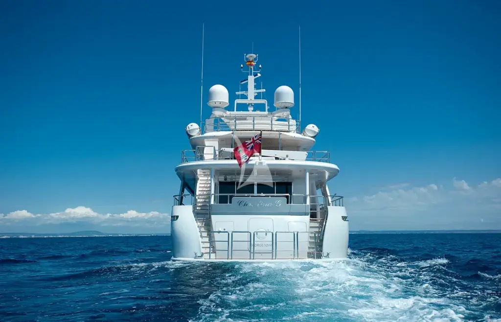 CHRISTINA G - Running Shot Aft