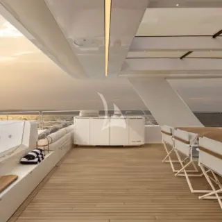 Flybridge