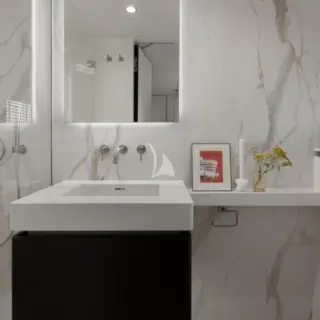 Double cabin Bathroom