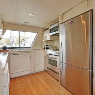 NORTHERN LIGHT - Galley