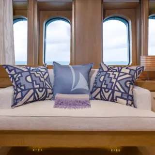 Master settee