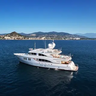 EXTERIOR LINES