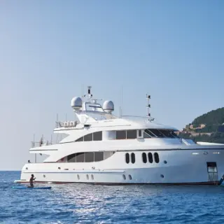 EXTERIOR LINES