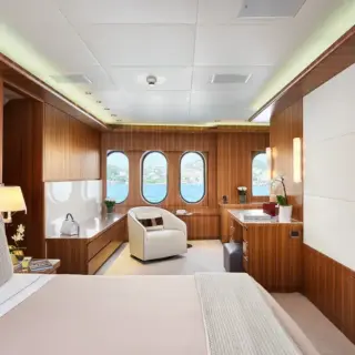 MASTER CABIN