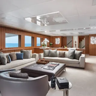 MAIN SALOON