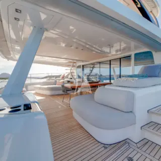 ZENIT - Main deck aft