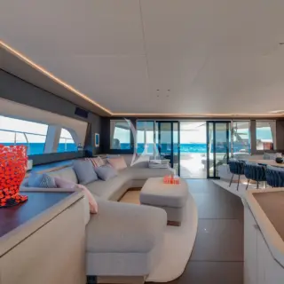 ZENIT - Main salon (facing aft)