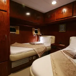 Twin Suite - 2