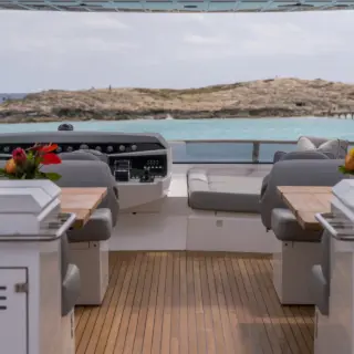 PLAY THE GAME - Image 6