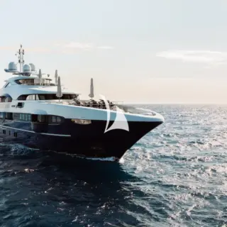 Bow underway