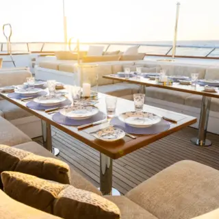Solace - Sun deck dining