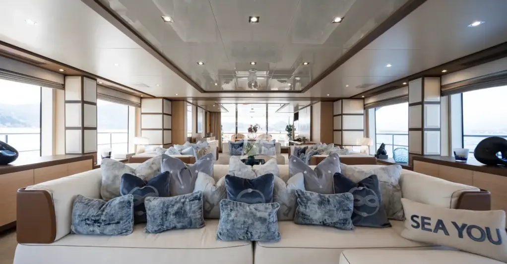 NELA - Main salon looking aft 