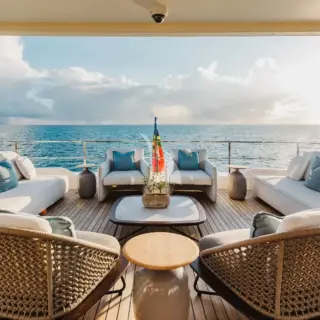 Upper Deck