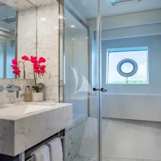 Guest Ensuite #2