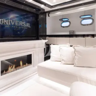 1K - Entertainment Room